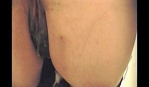 Spy2wc 38 - девушки раком писают в туалете