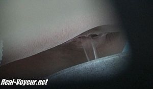 Скрытая съемка в биотуалете